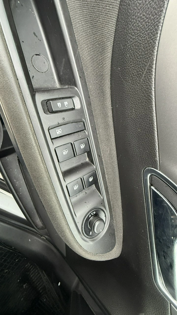 Opel Mokka - Zdjęcie 30