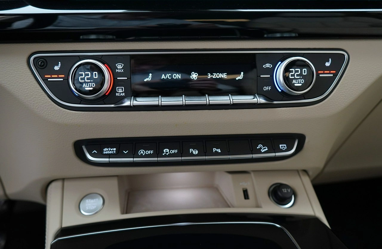 Audi Q5 - Zdjęcie 19