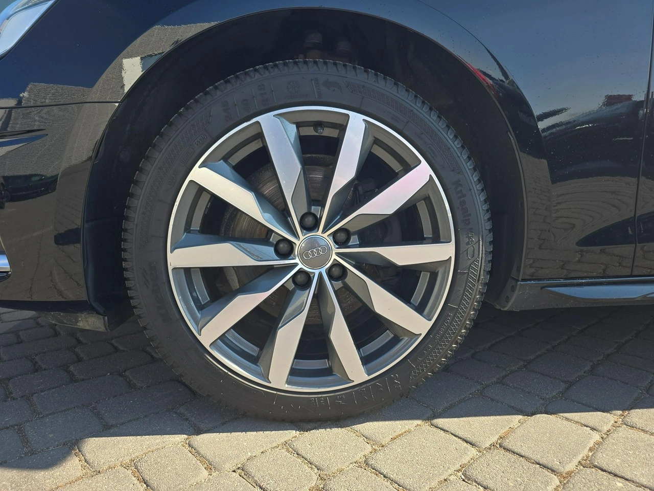 Audi A4 - Zdjęcie 15