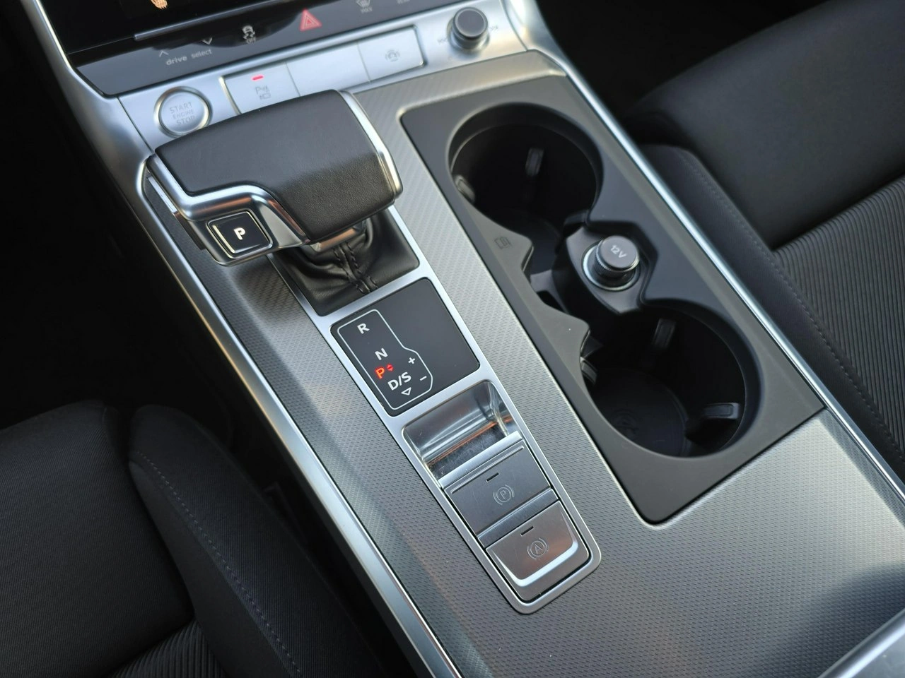 Audi A6 - Zdjęcie 13