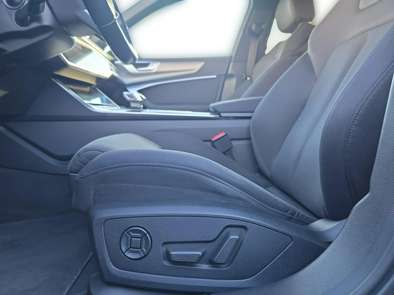 Audi A6 - Zdjęcie 18