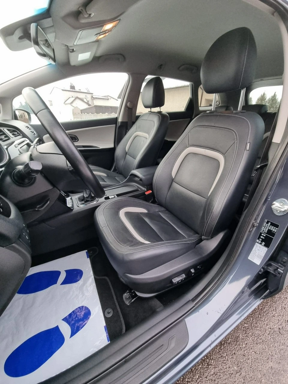 Kia Ceed - Zdjęcie 9