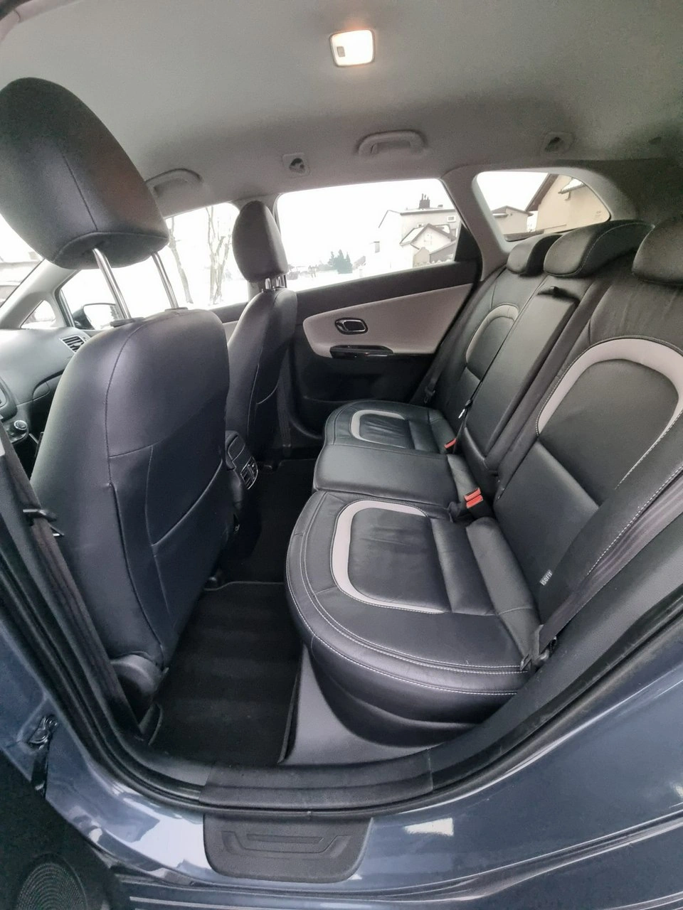 Kia Ceed - Zdjęcie 10