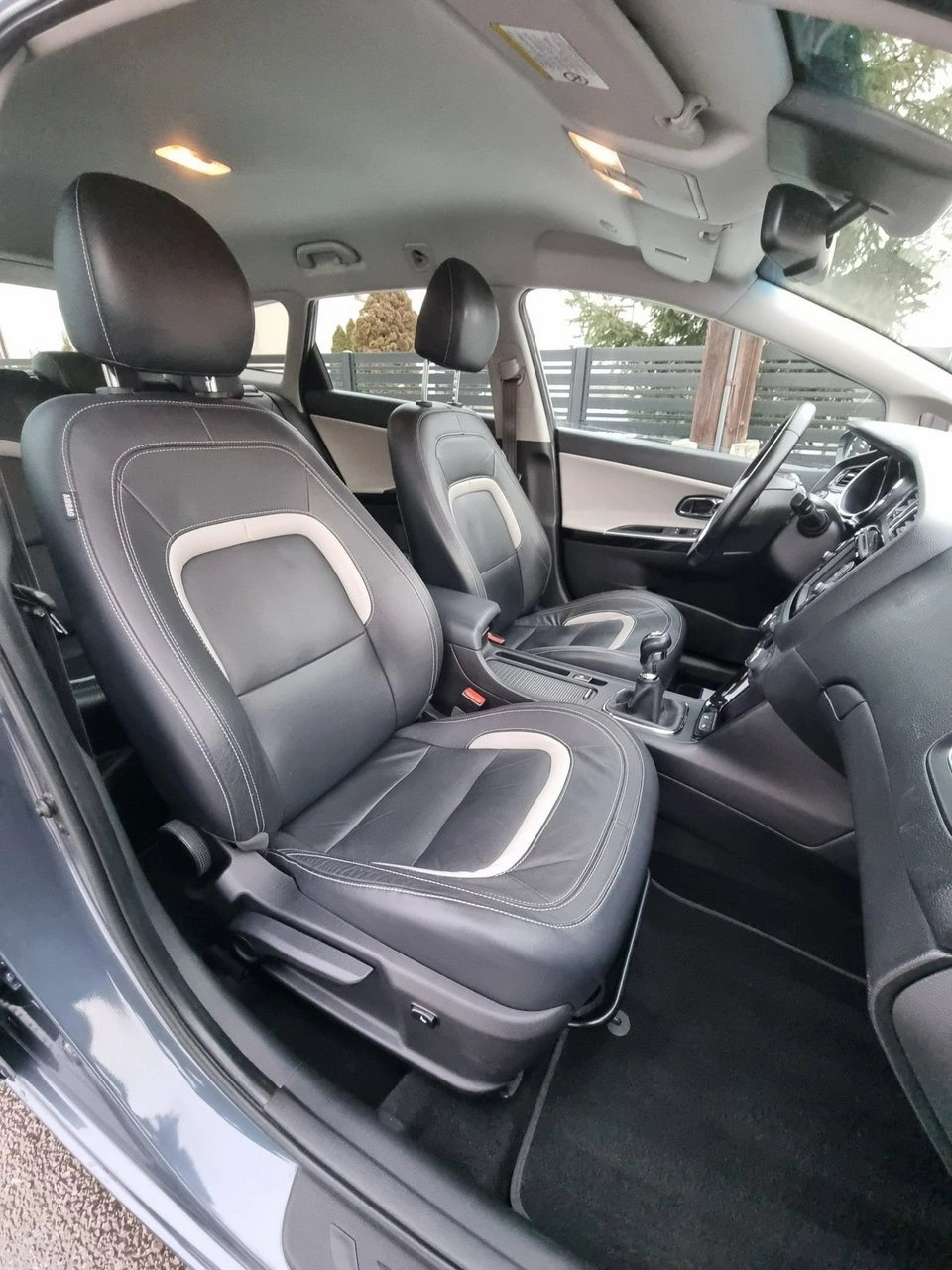 Kia Ceed - Zdjęcie 13