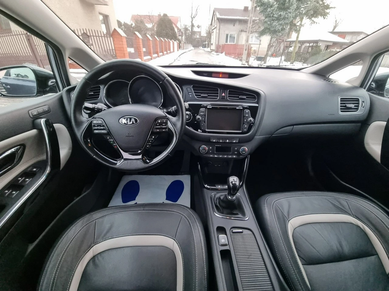 Kia Ceed - Zdjęcie 14
