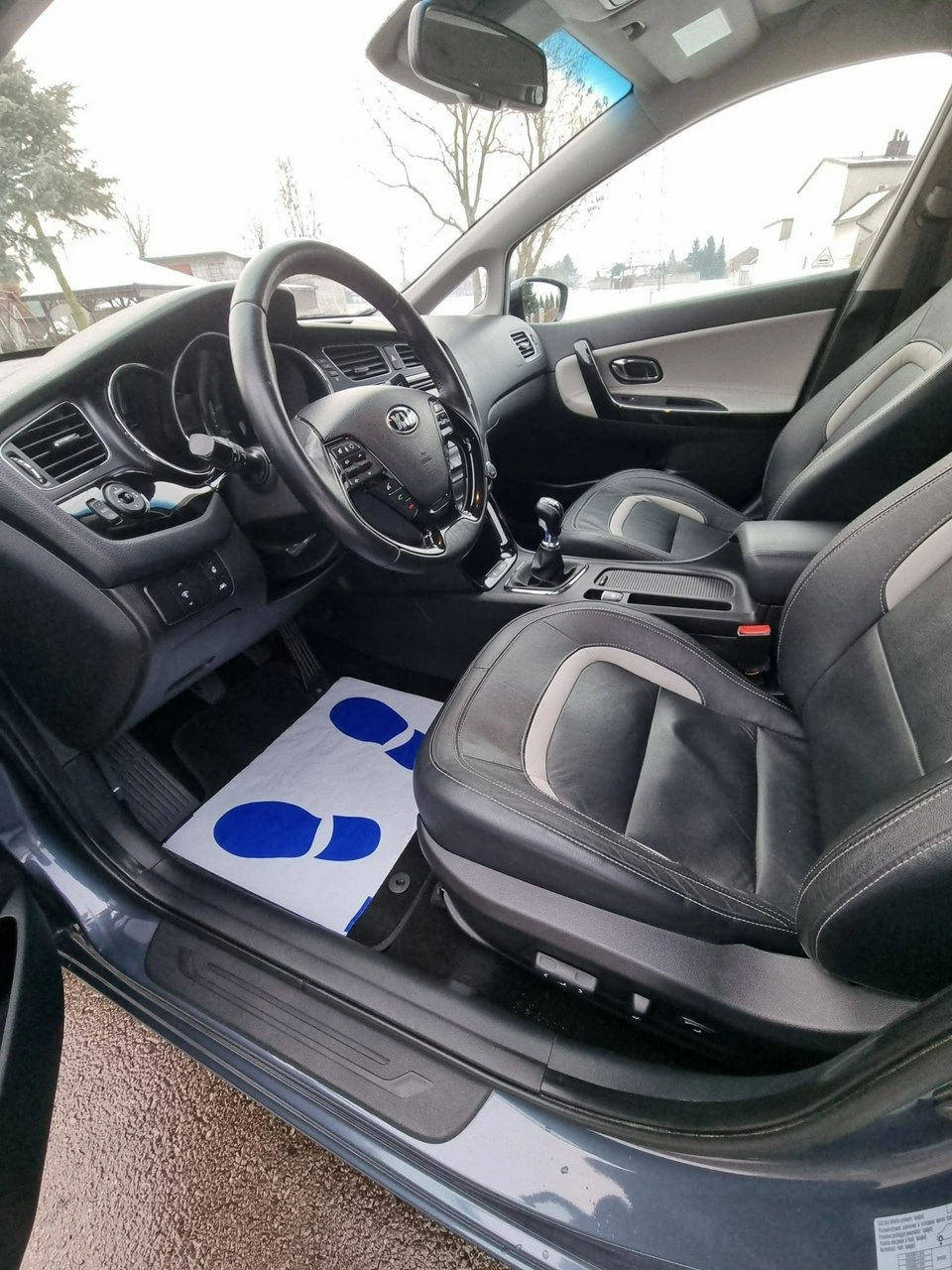 Kia Ceed - Zdjęcie 8