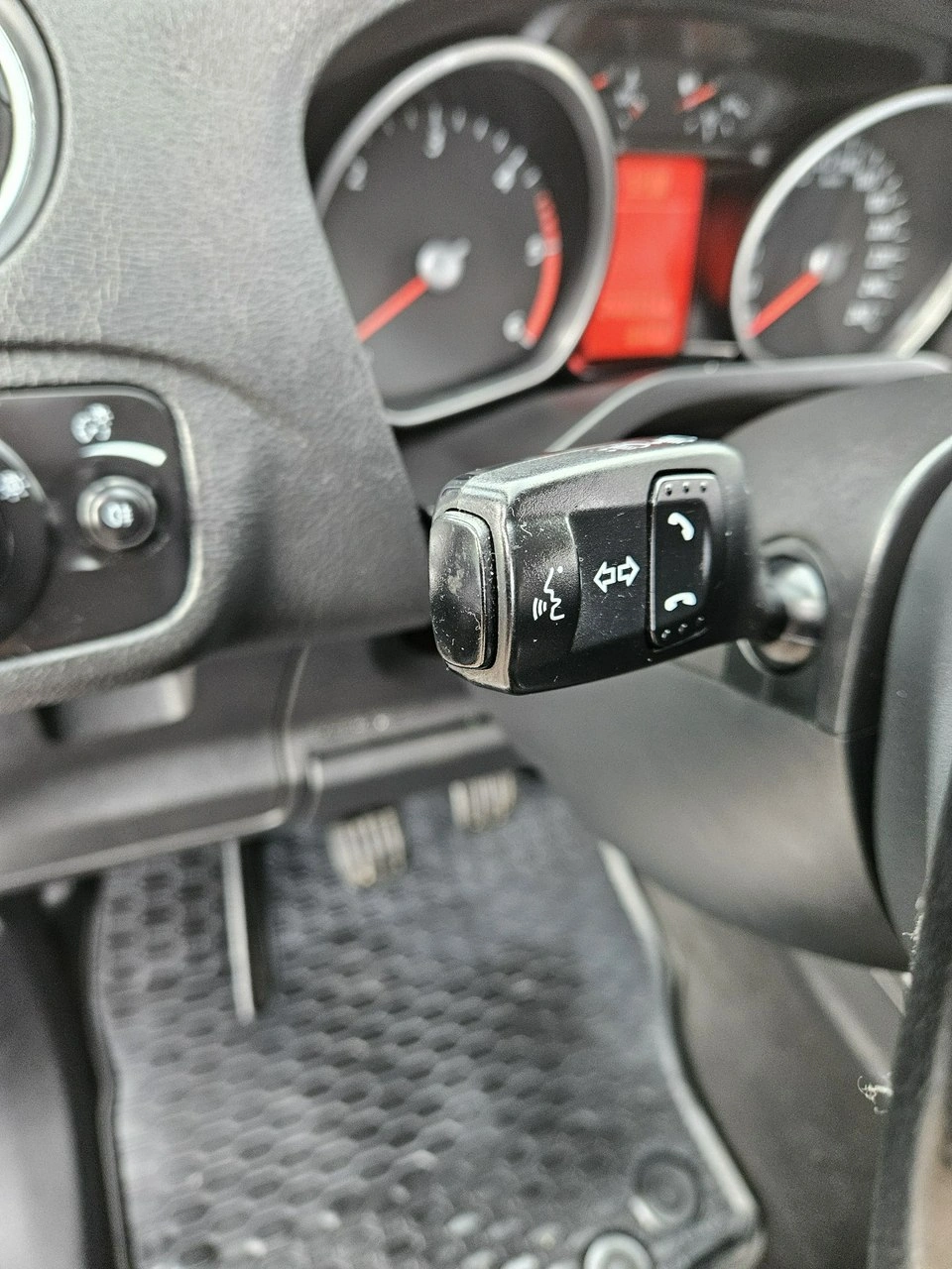 Ford S-Max - Zdjęcie 15