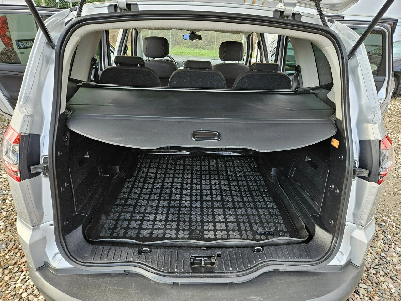 Ford S-Max - Zdjęcie 18