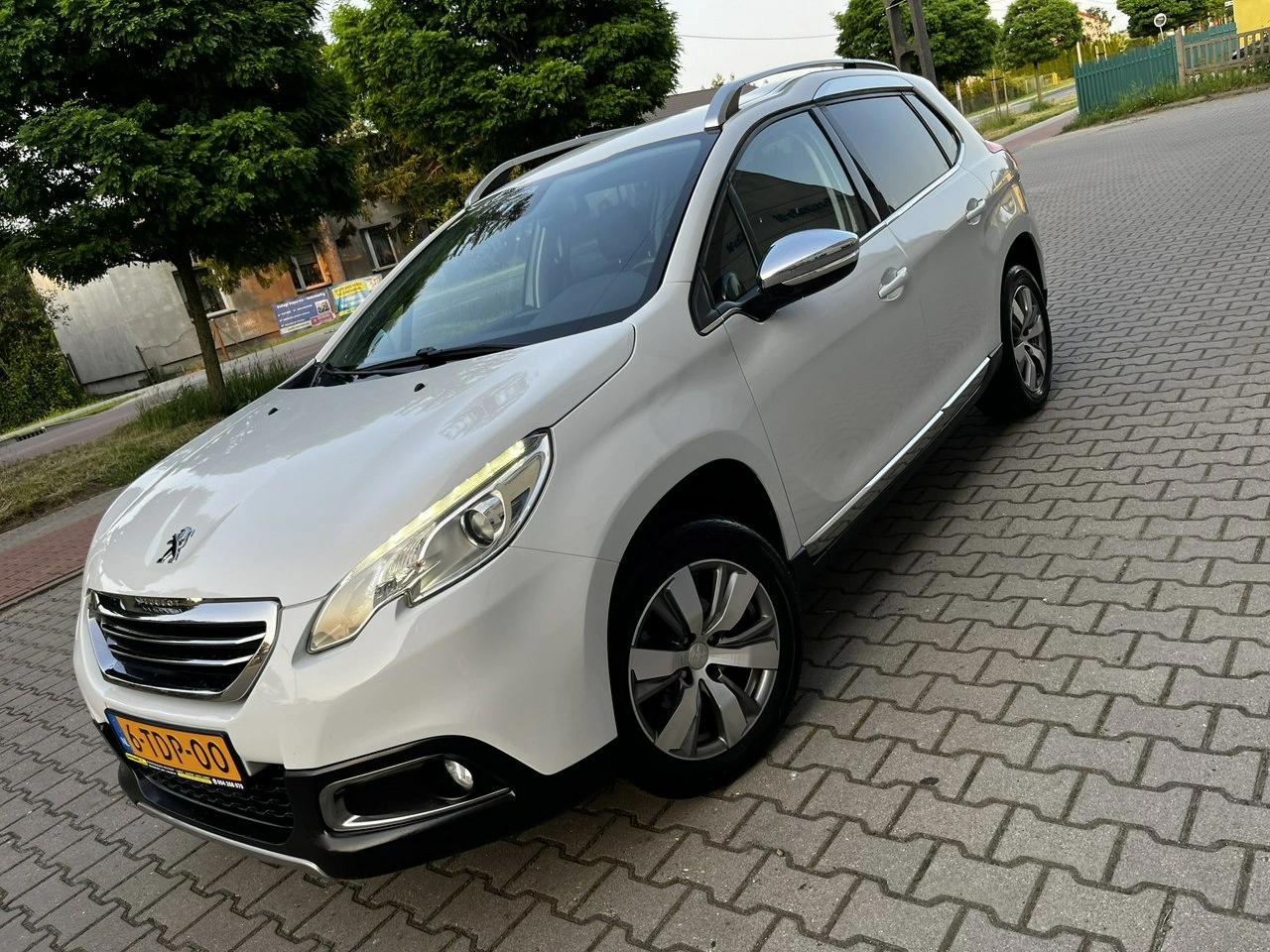 Peugeot 2008 - Zdjęcie 8