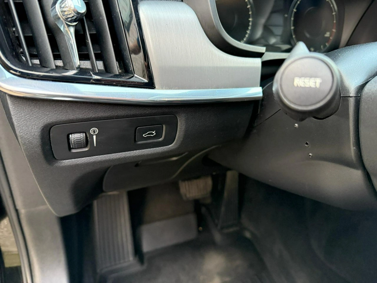 Volvo V90 - Zdjęcie 36