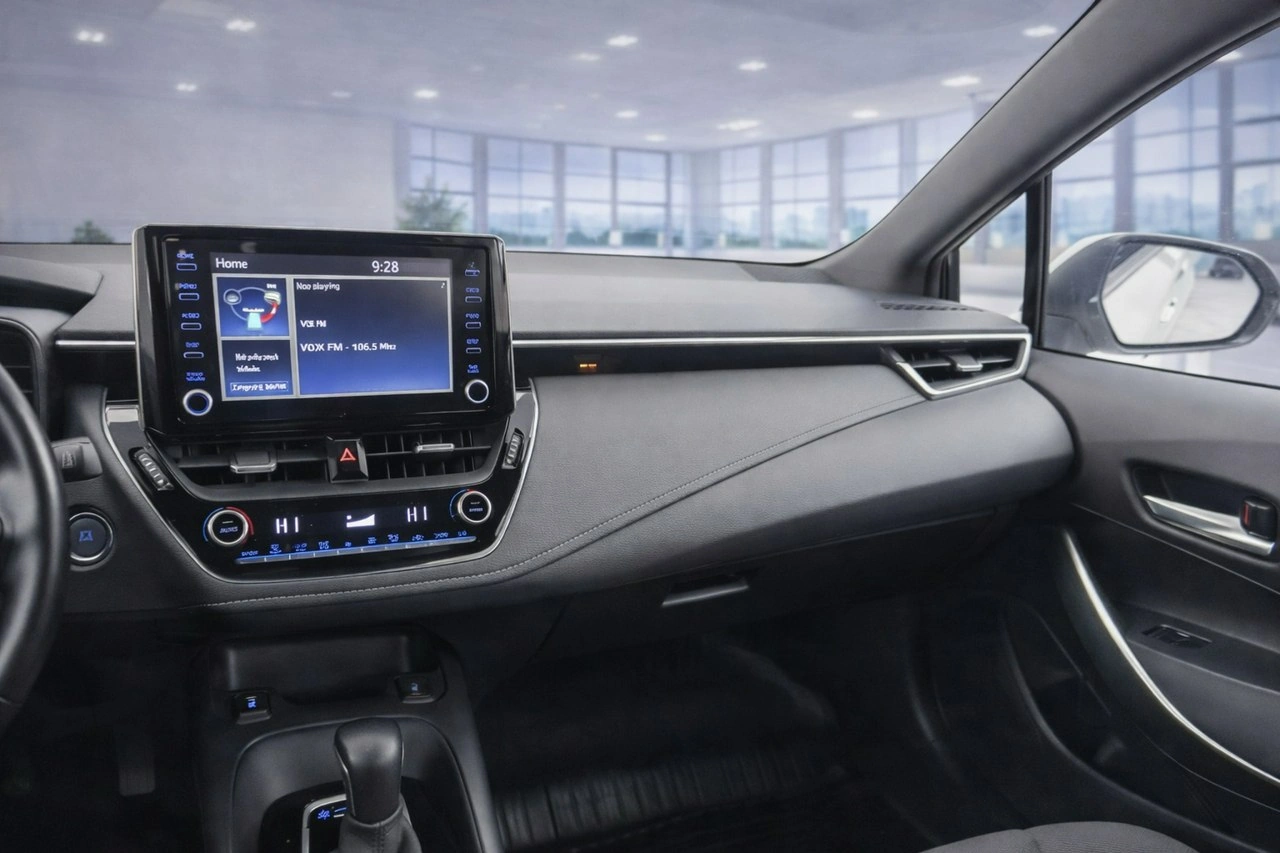 Toyota Corolla - Zdjęcie 9