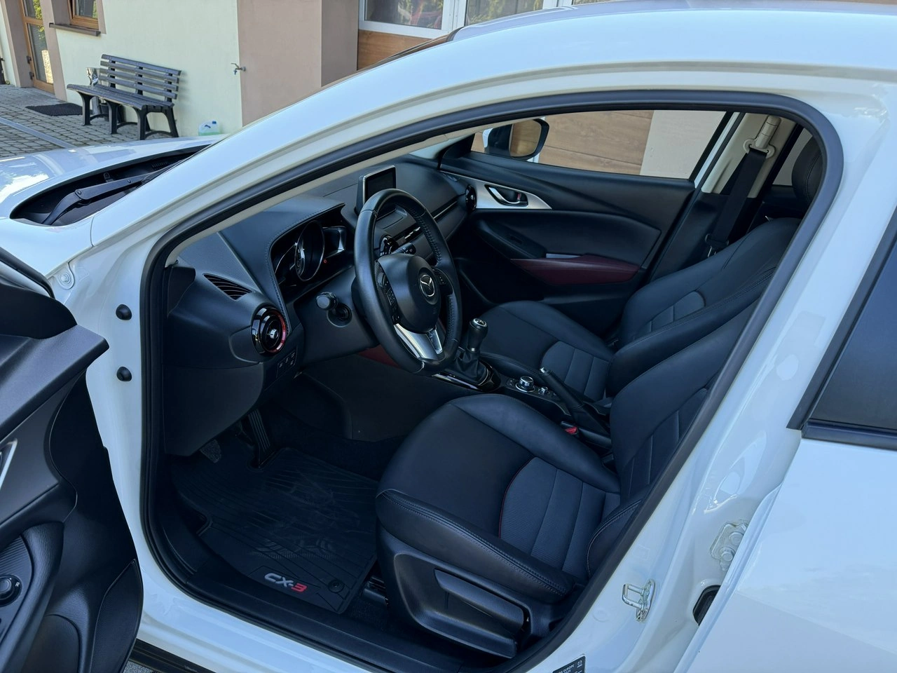 Mazda CX-3 - Zdjęcie 21