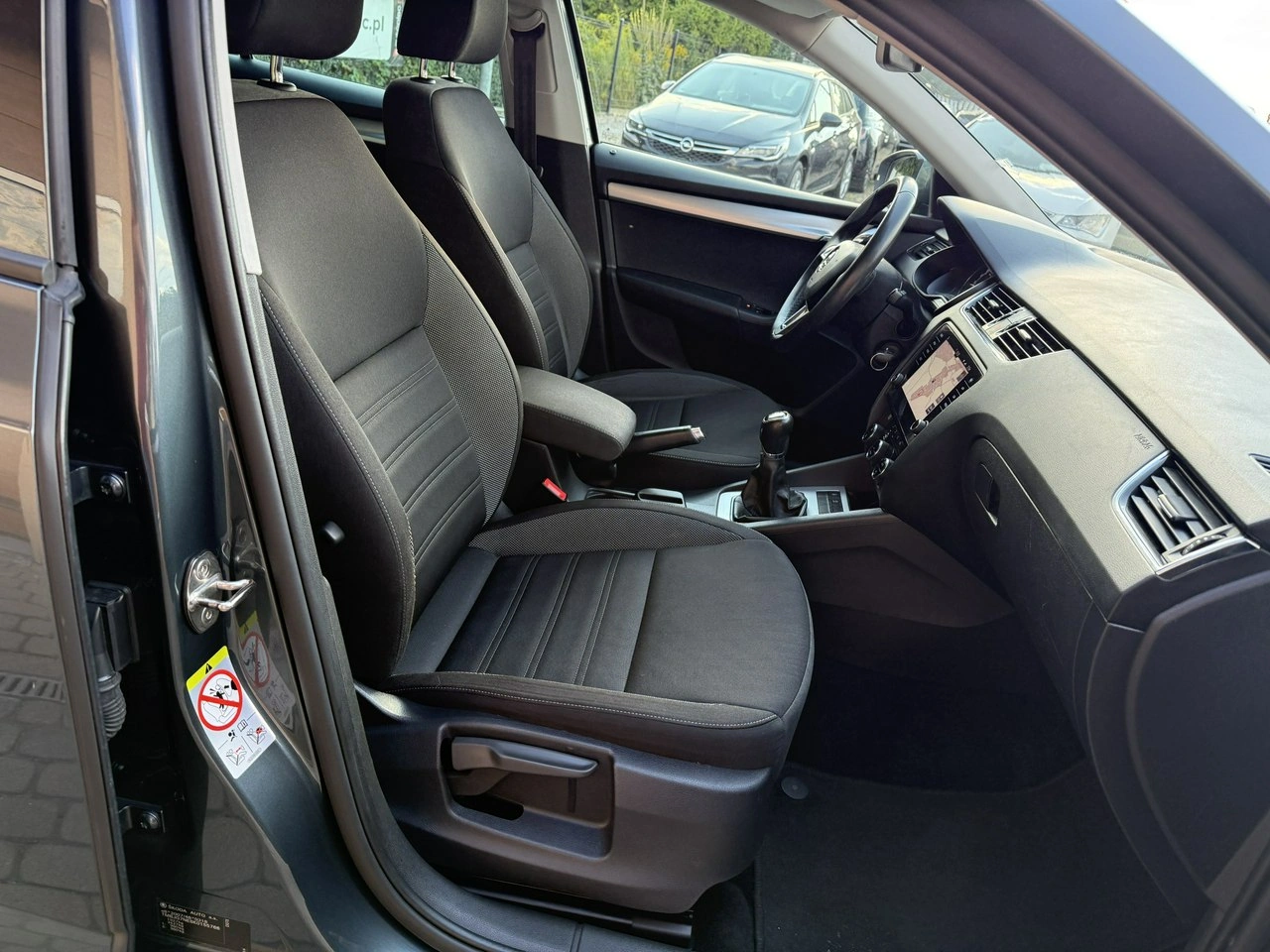 Skoda Octavia - Zdjęcie 23