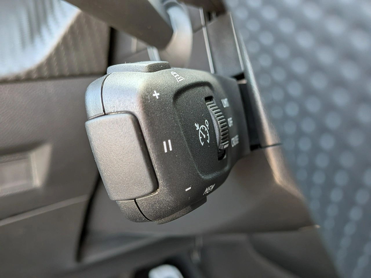 Peugeot 2008 - Zdjęcie 11