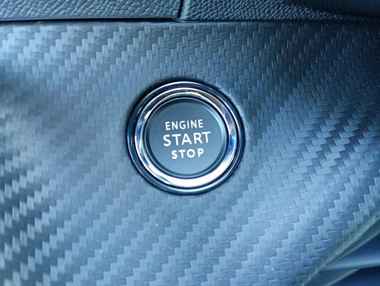 Peugeot 2008 - Zdjęcie 18