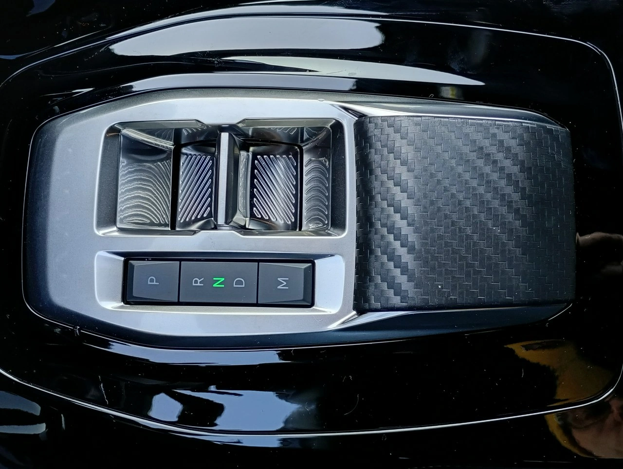 Peugeot 2008 - Zdjęcie 20