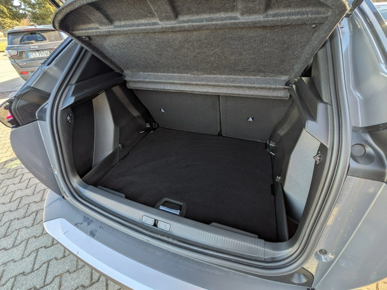 Peugeot 2008 - Zdjęcie 23