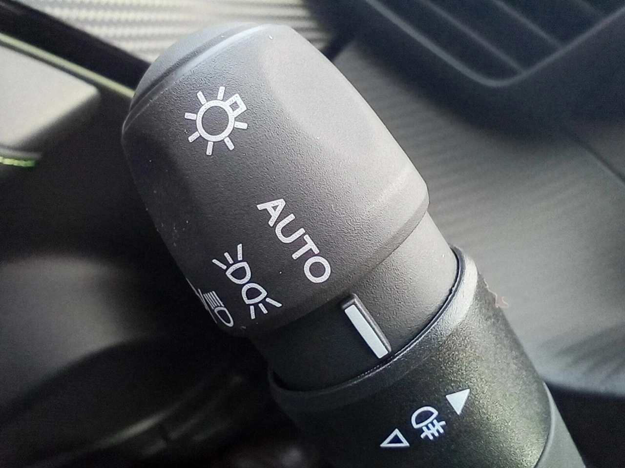 Peugeot 2008 - Zdjęcie 13