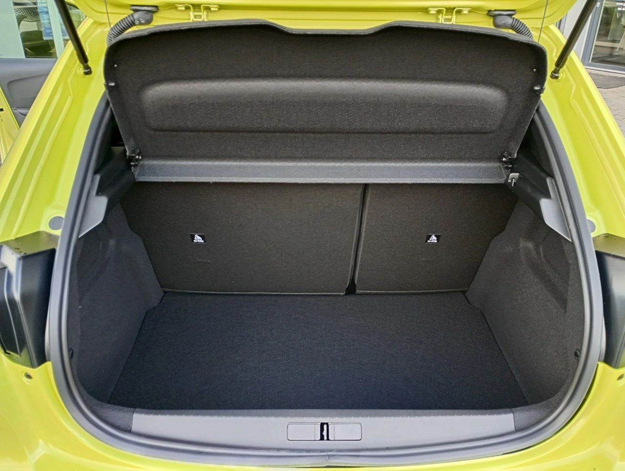 Peugeot 208 - Zdjęcie 18