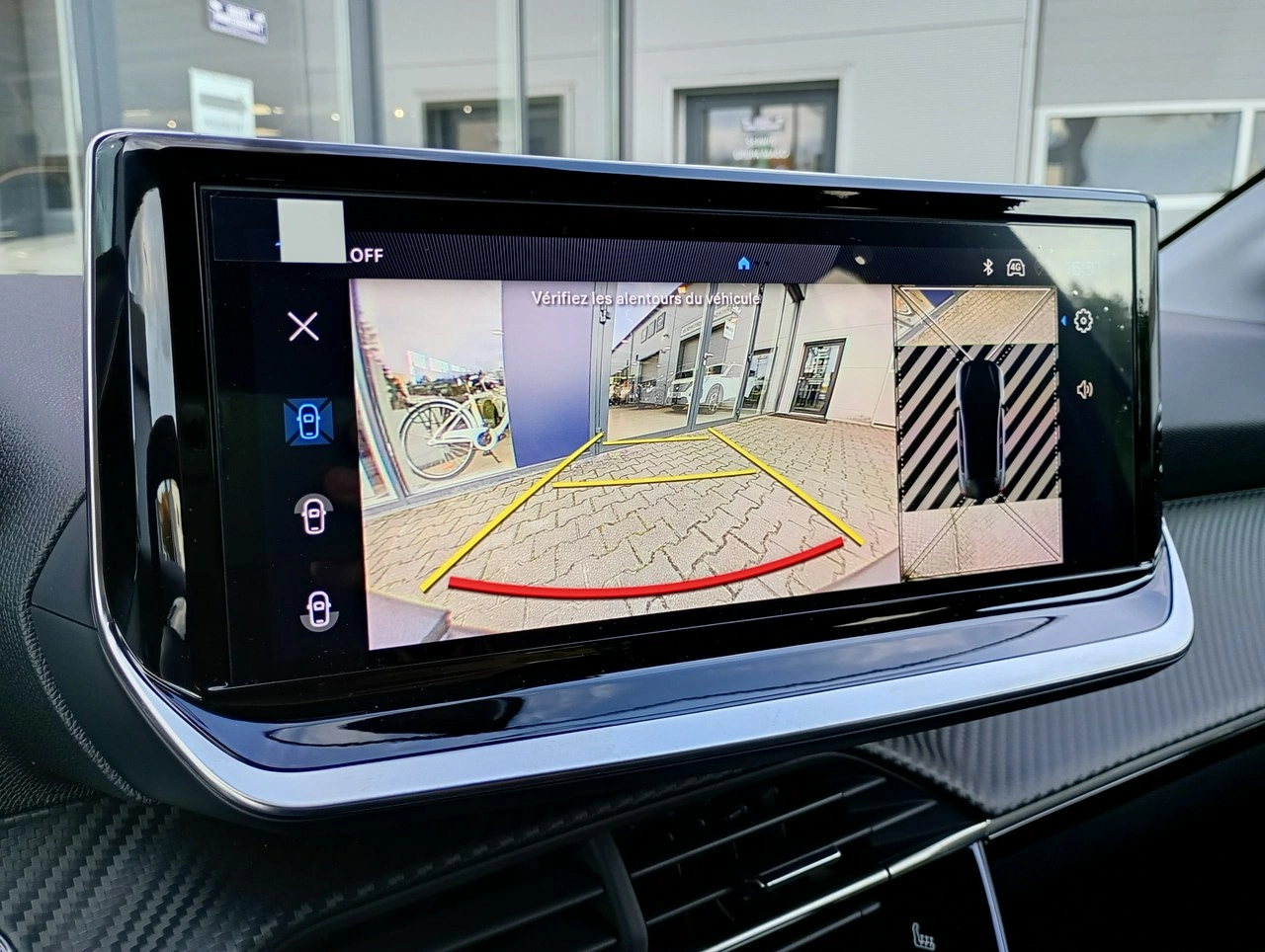 Peugeot 208 - Zdjęcie 26