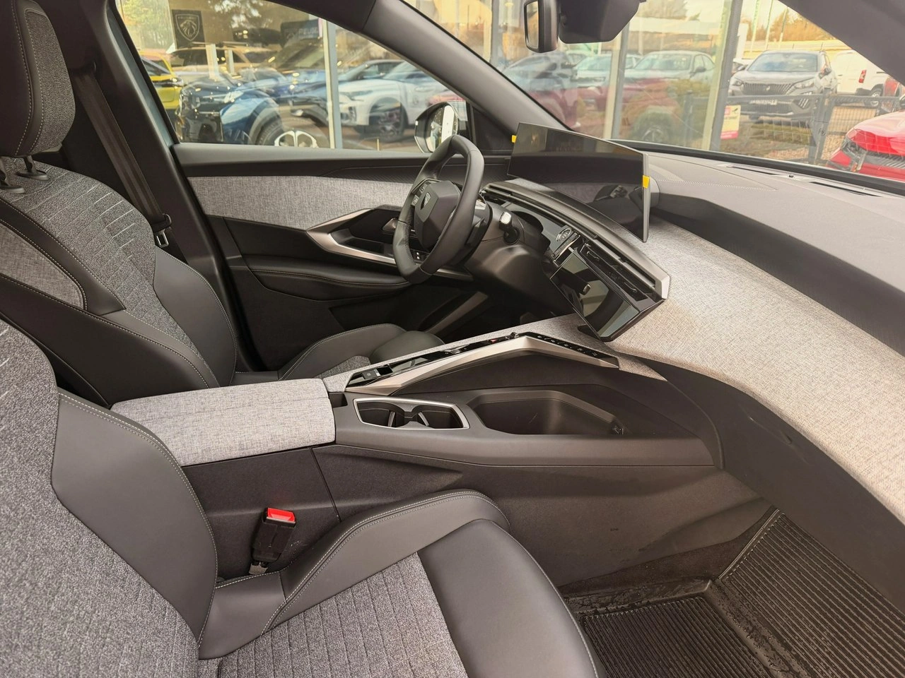 Peugeot 3008 - Zdjęcie 9