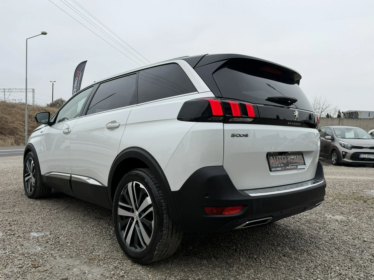 Peugeot 5008 - Zdjęcie 39