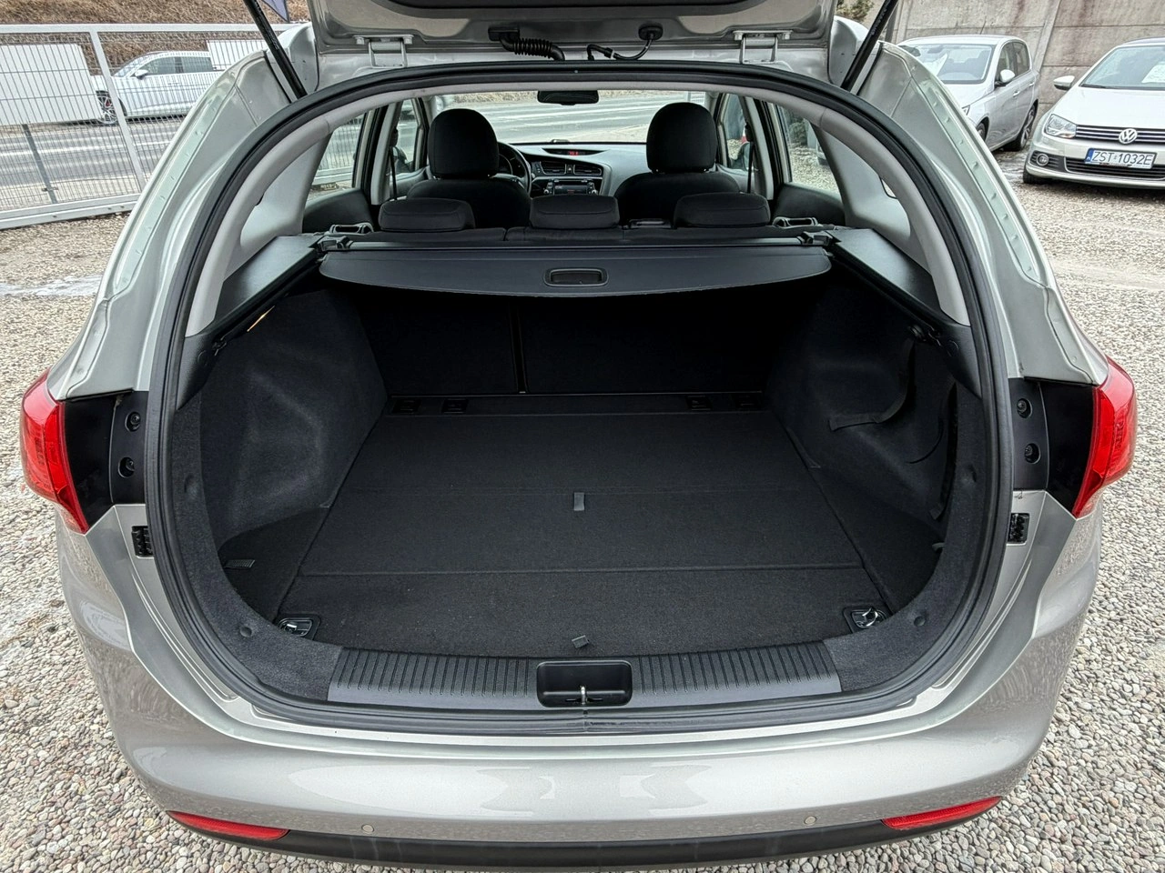 Kia Ceed - Zdjęcie 9