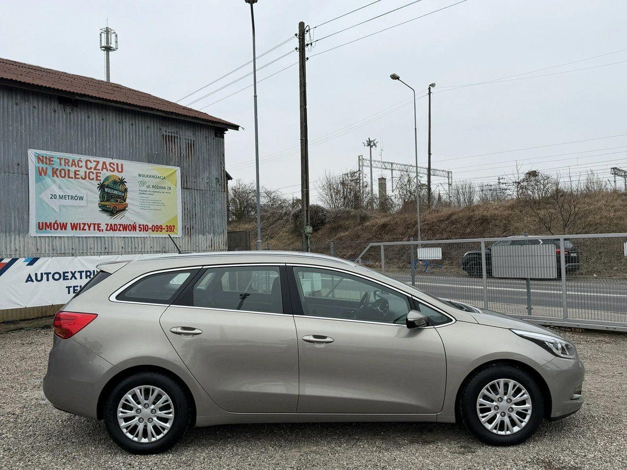 Kia Ceed - Zdjęcie 12