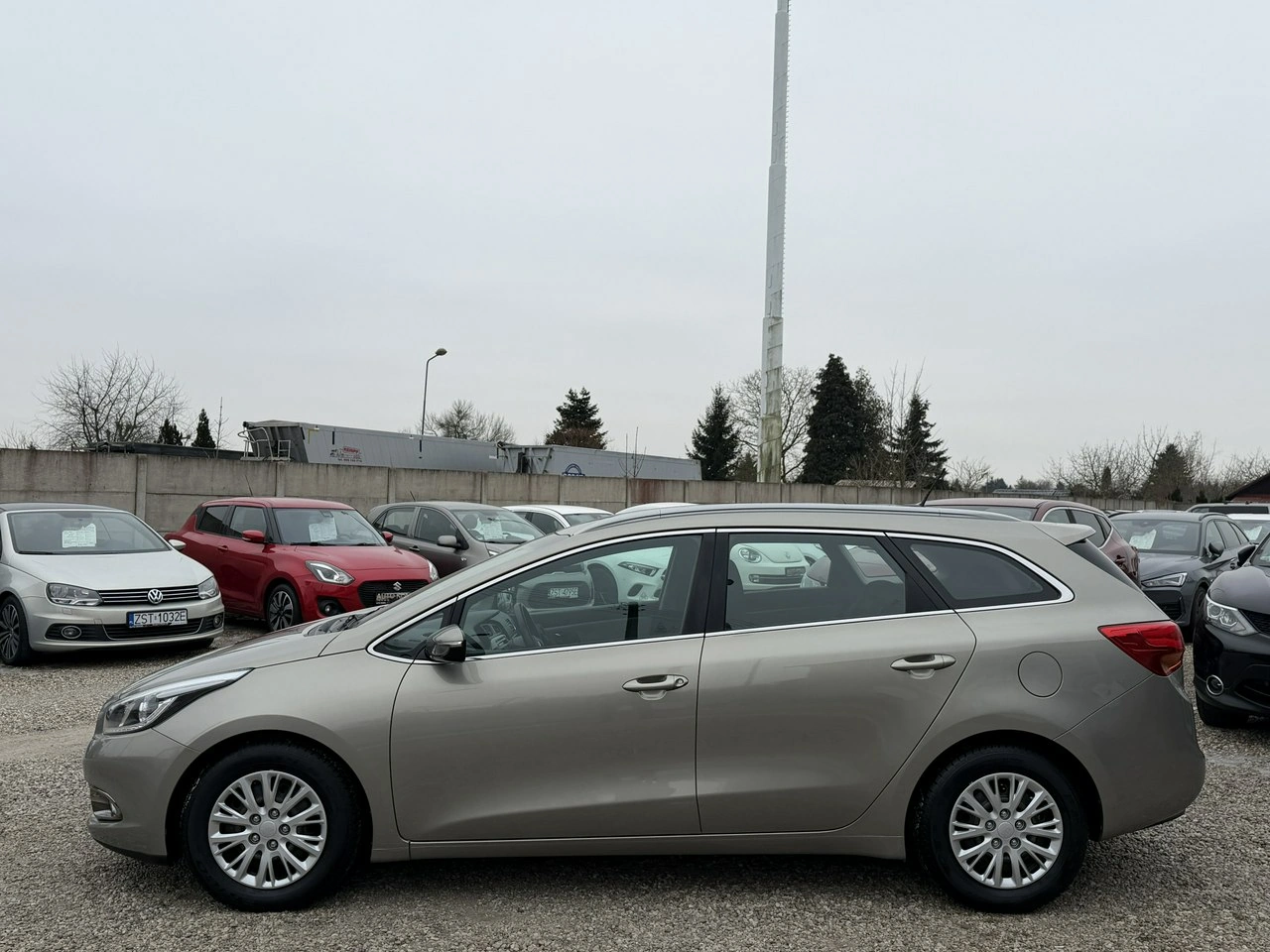 Kia Ceed - Zdjęcie 13