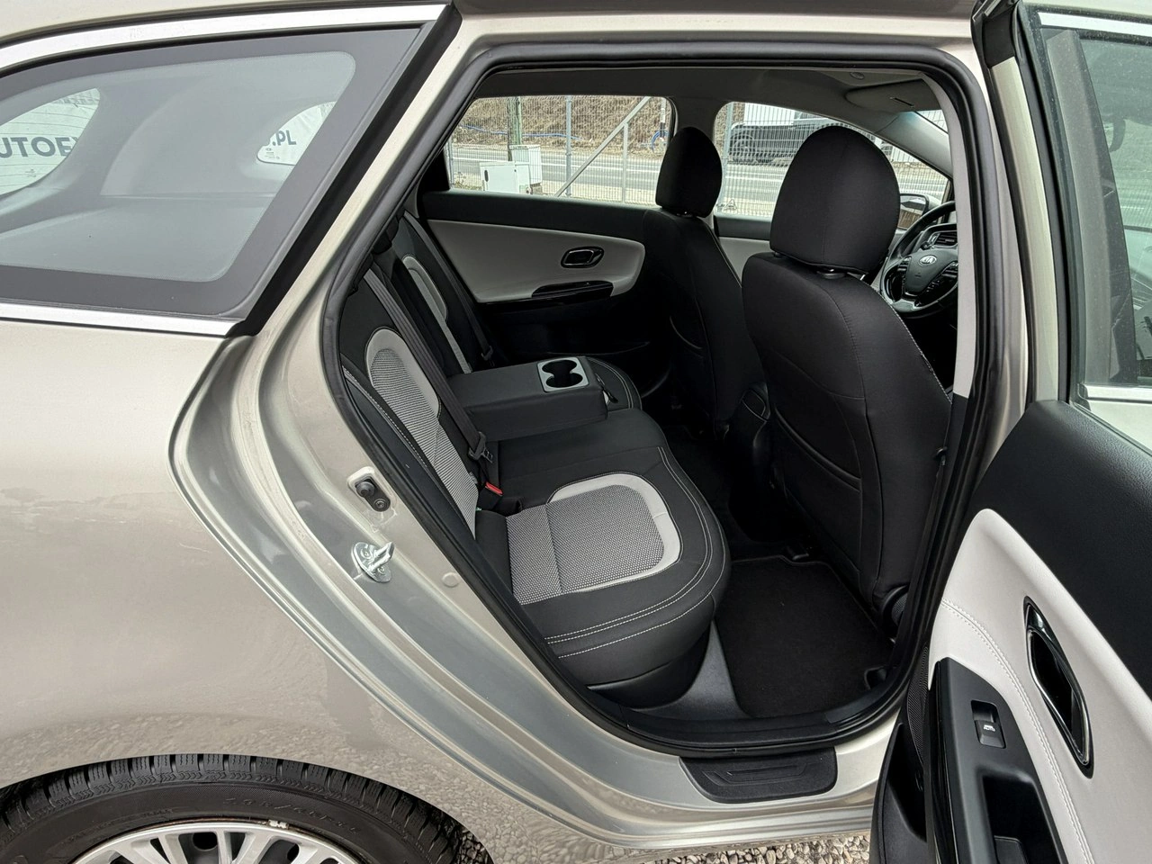 Kia Ceed - Zdjęcie 20