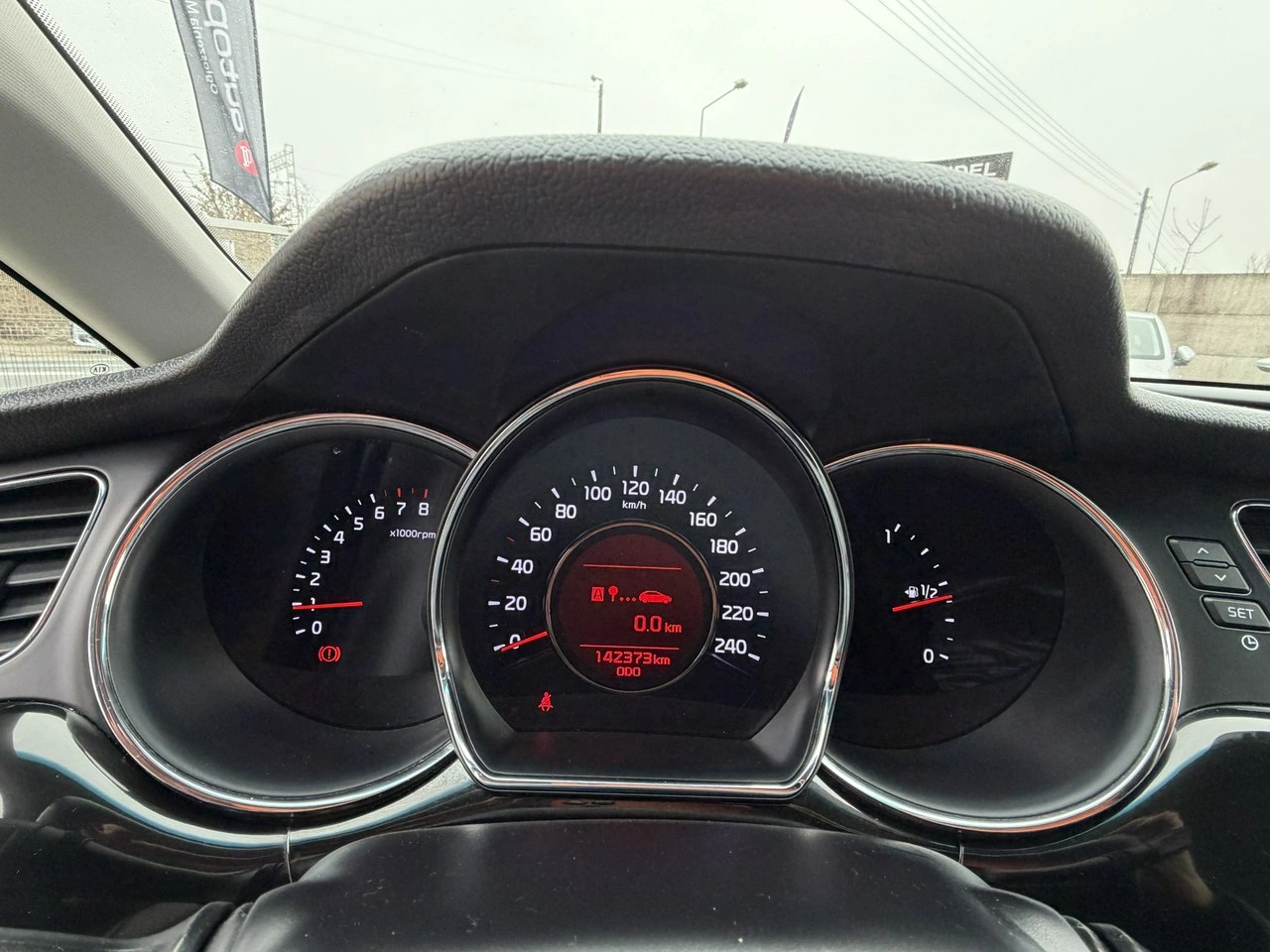 Kia Ceed - Zdjęcie 25