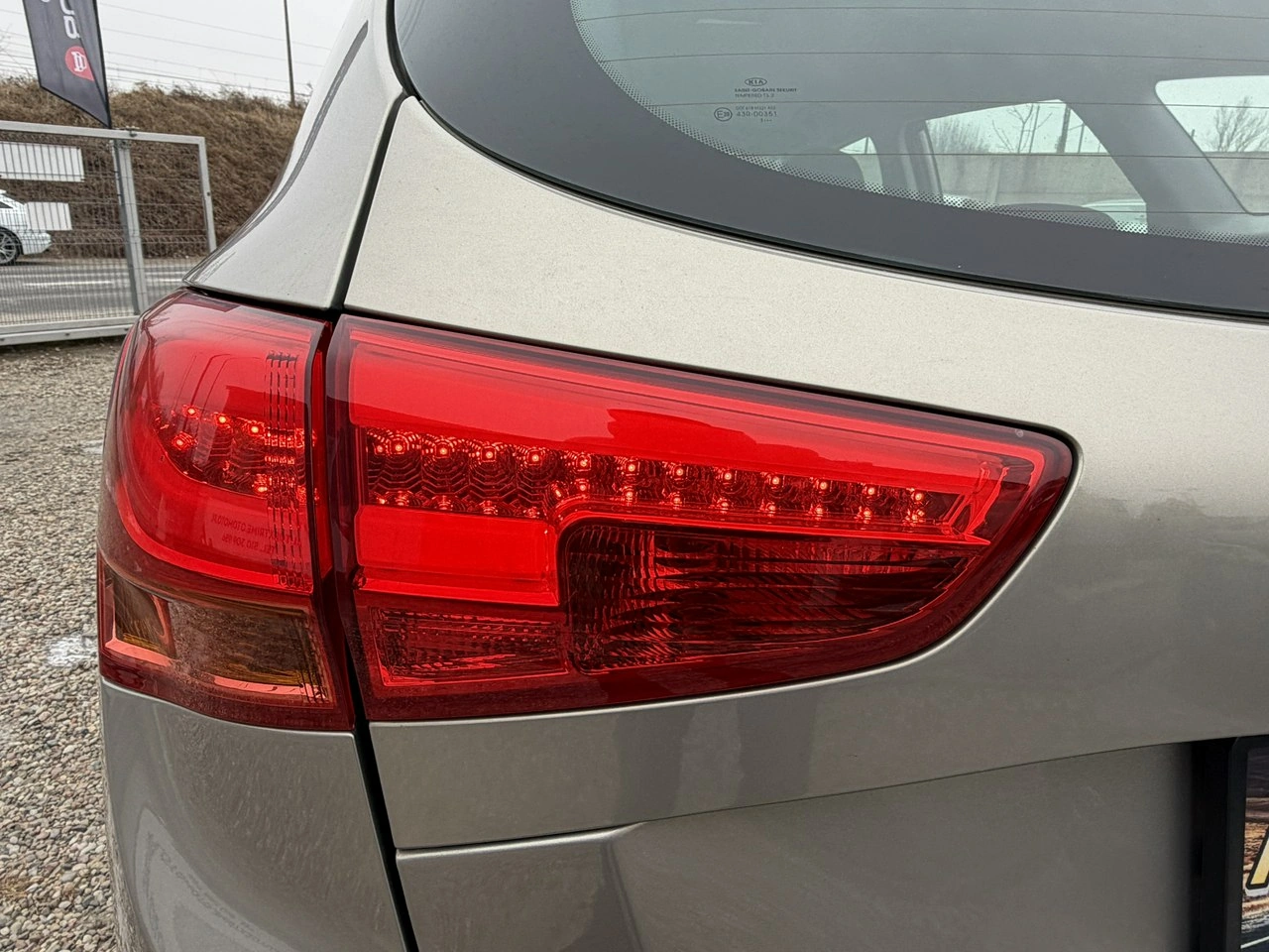 Kia Ceed - Zdjęcie 29