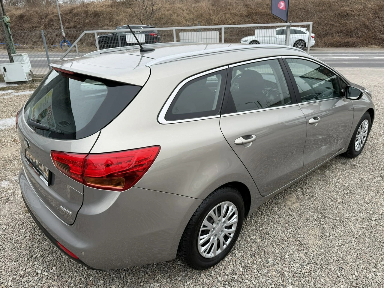 Kia Ceed - Zdjęcie 39