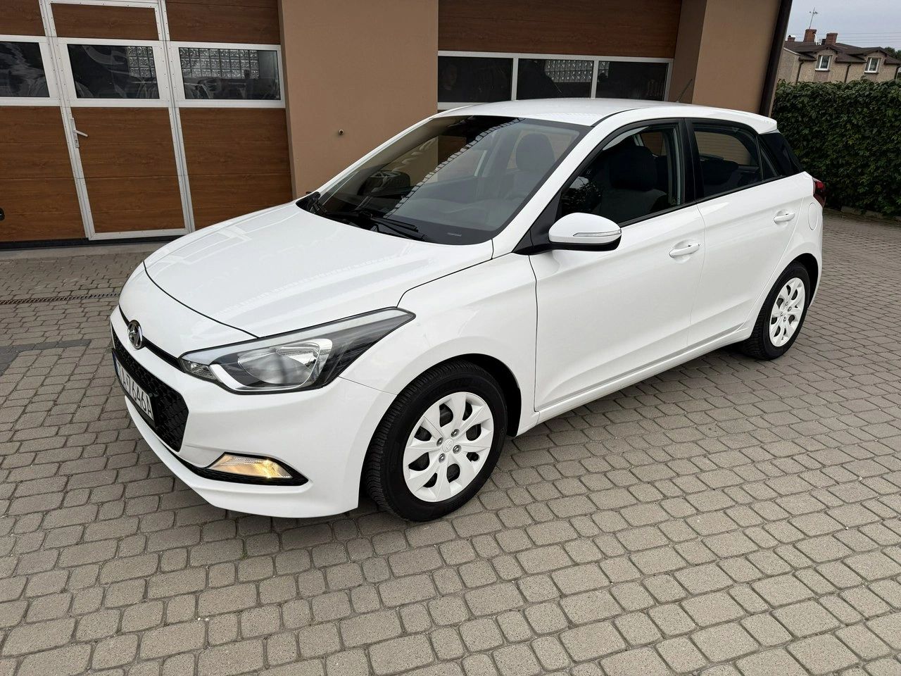 Hyundai i20 - Zdjęcie 11
