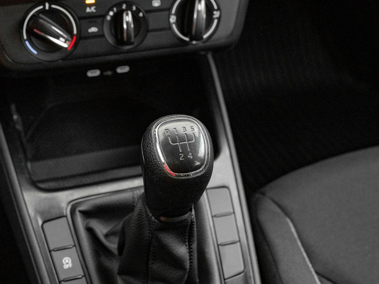 Skoda Fabia - Zdjęcie 12