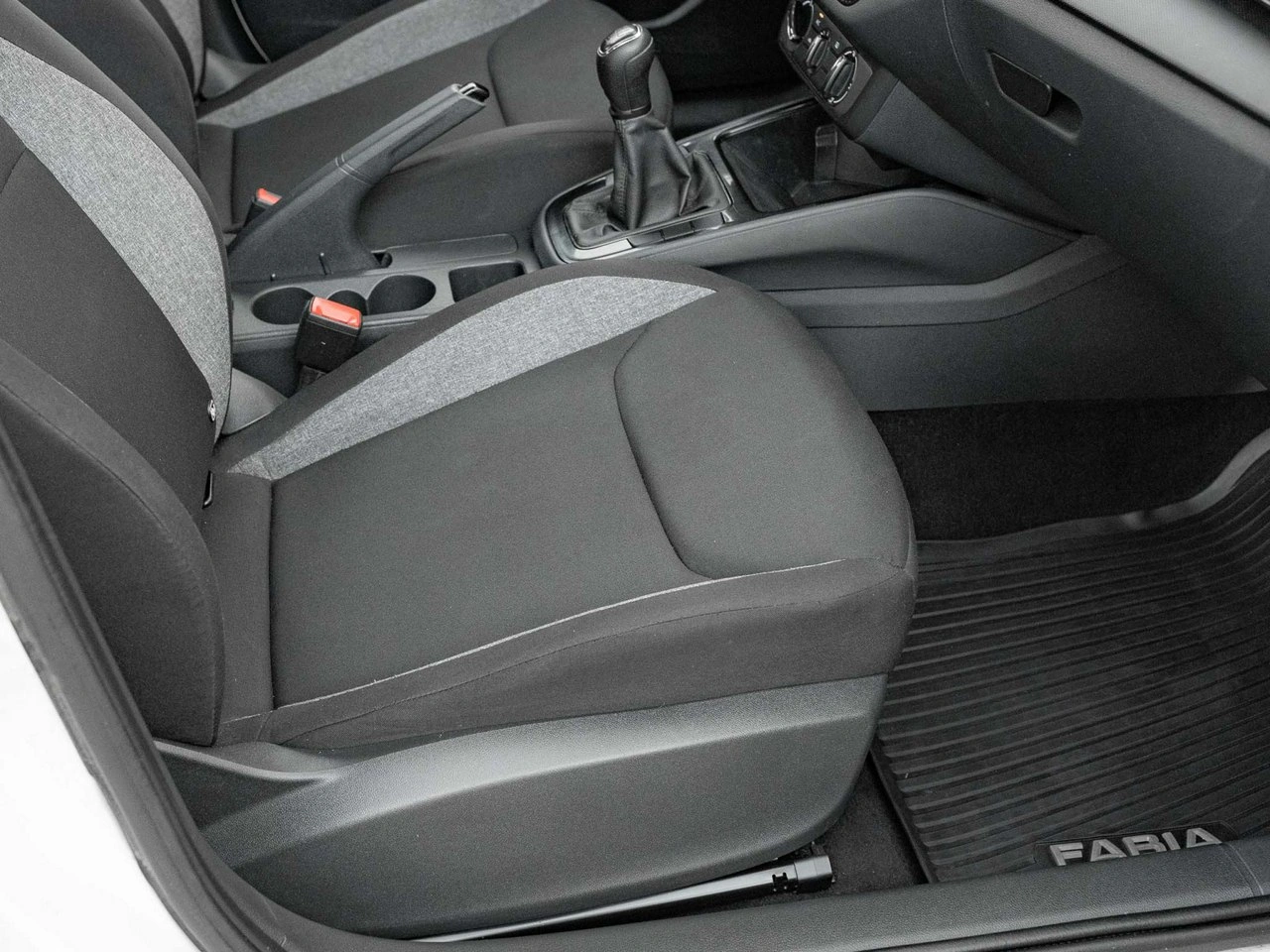 Skoda Fabia - Zdjęcie 25