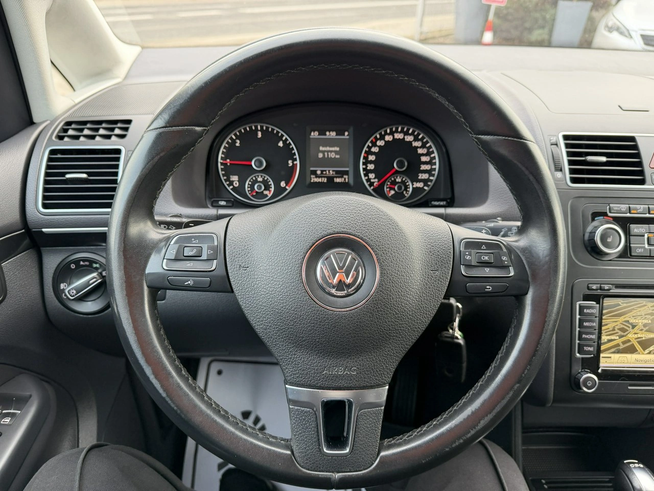Volkswagen Touran - Zdjęcie 14