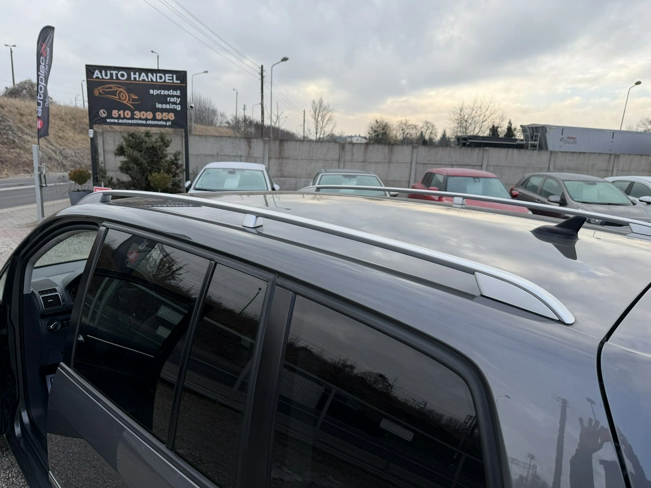 Volkswagen Touran - Zdjęcie 17