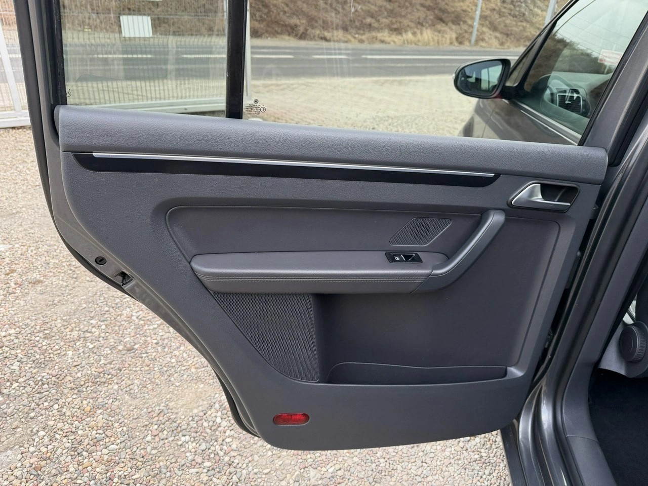 Volkswagen Touran - Zdjęcie 30