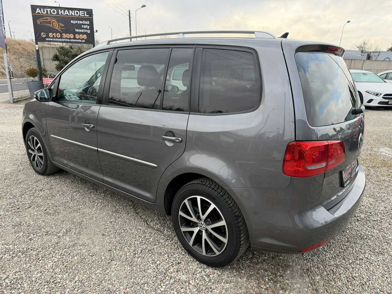 Volkswagen Touran - Zdjęcie 5