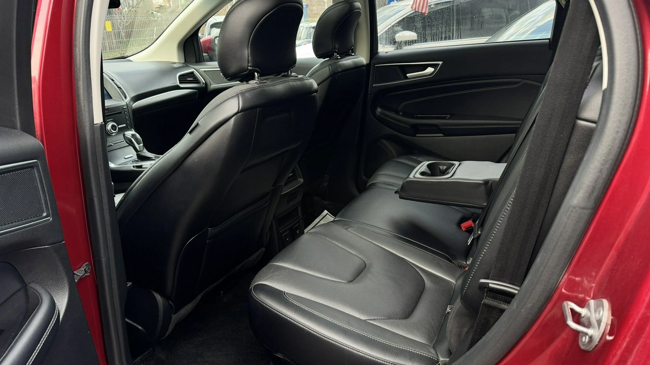 Ford Edge - Zdjęcie 9