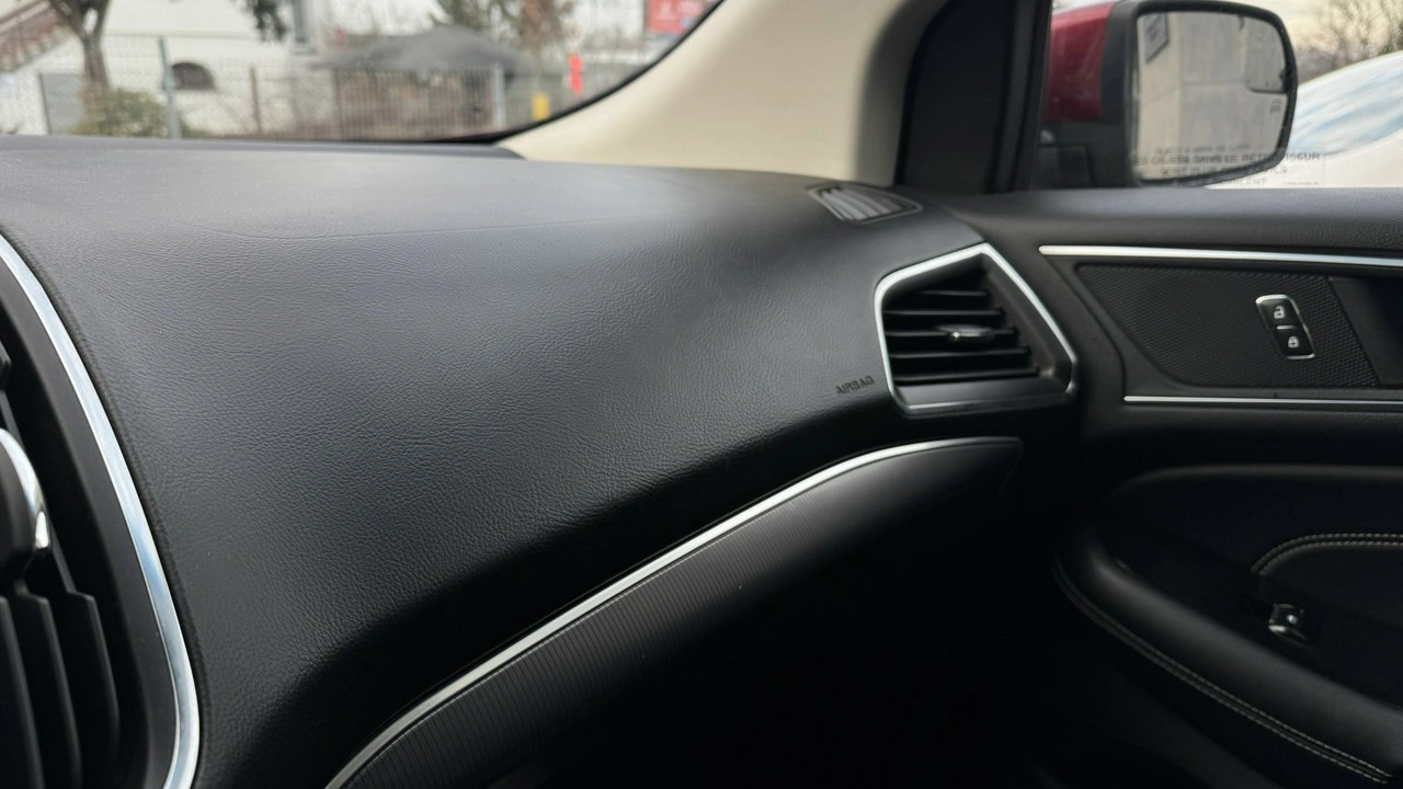 Ford Edge - Zdjęcie 17