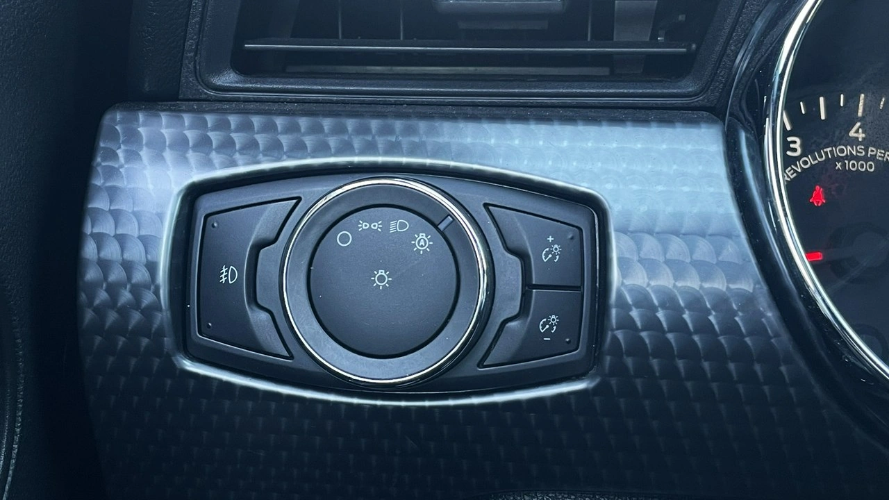 Ford Mustang - Zdjęcie 12