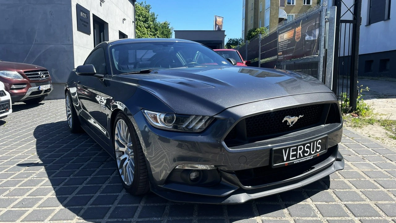 Ford Mustang - Zdjęcie 2