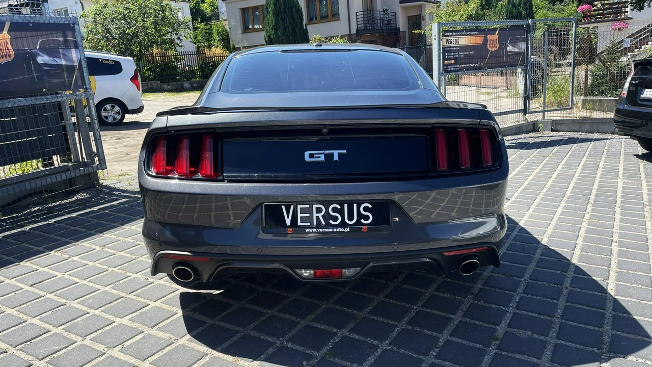 Ford Mustang - Zdjęcie 4