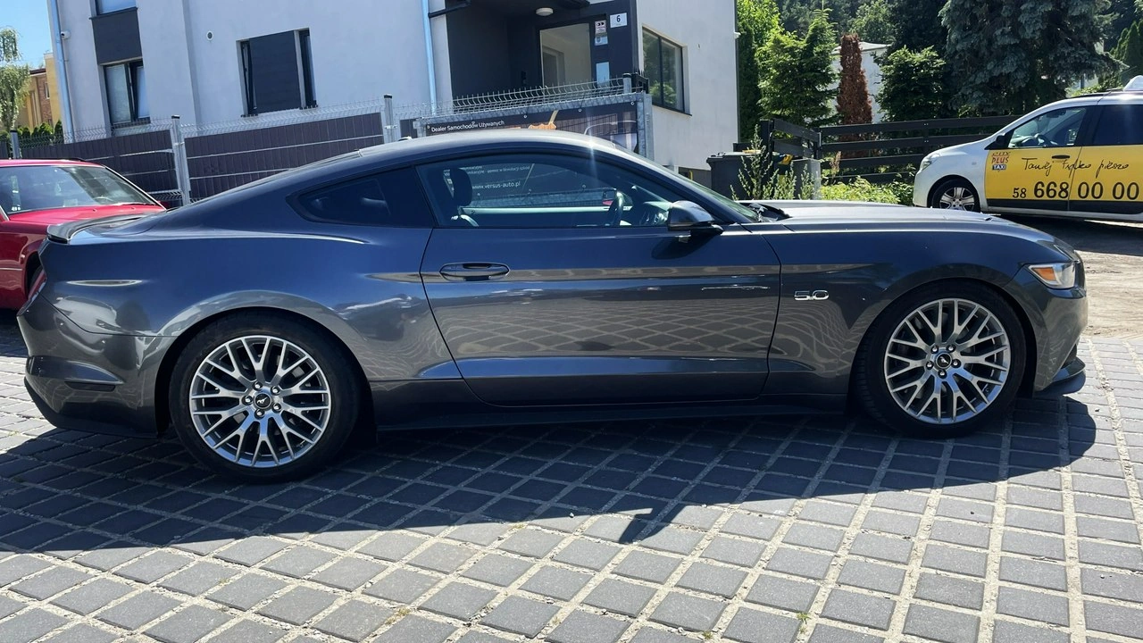 Ford Mustang - Zdjęcie 5