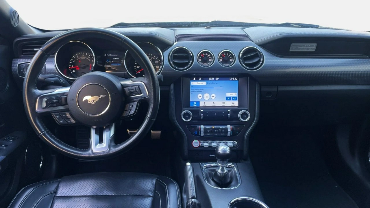Ford Mustang - Zdjęcie 8