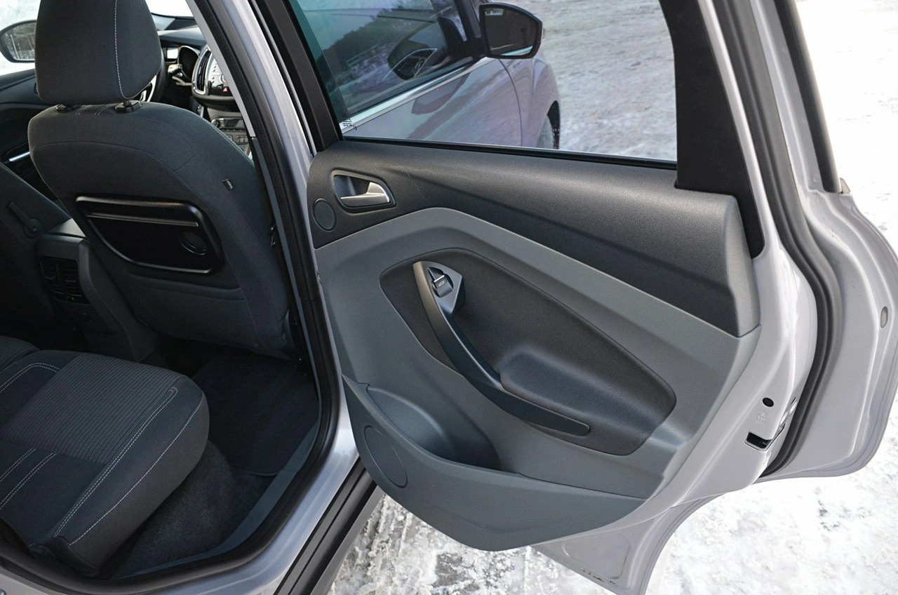 Ford C-MAX - Zdjęcie 23