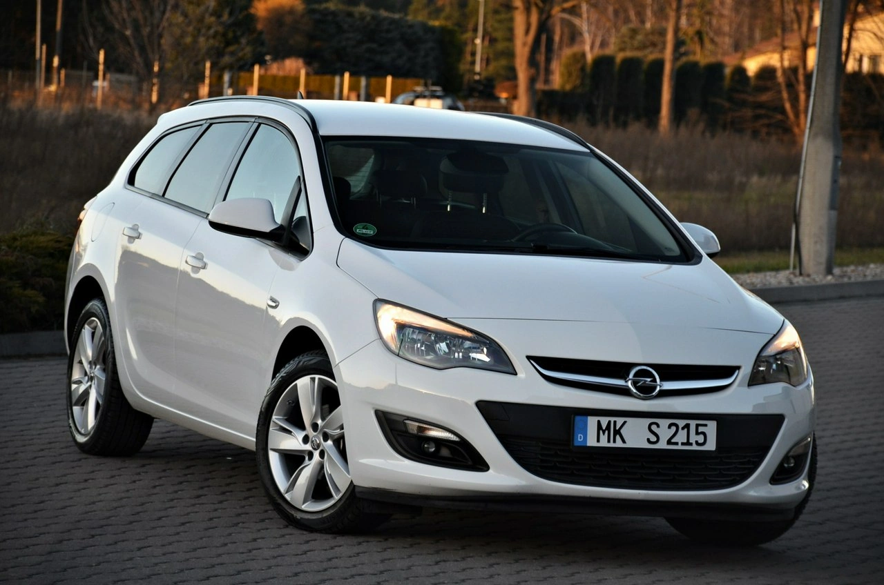 Opel Astra - Zdjęcie 1