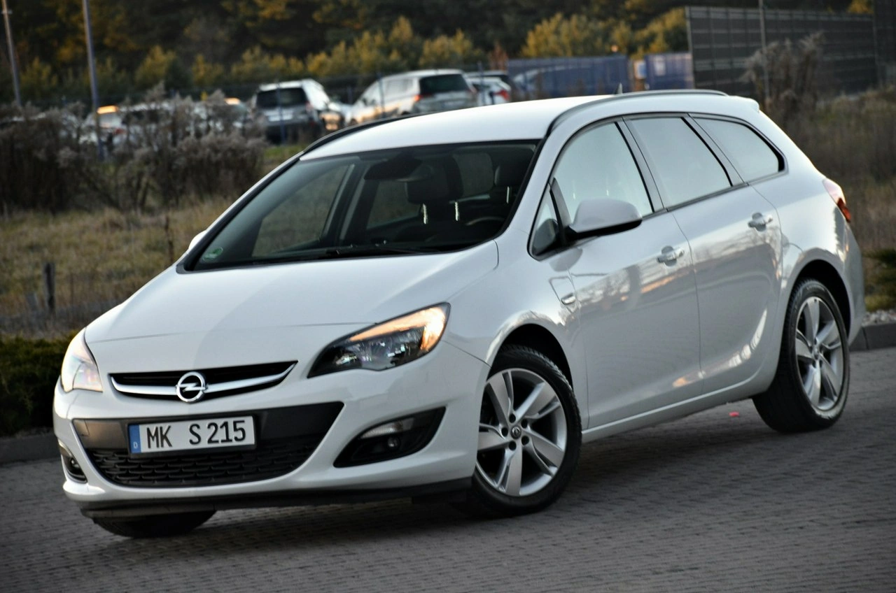 Opel Astra - Zdjęcie 4